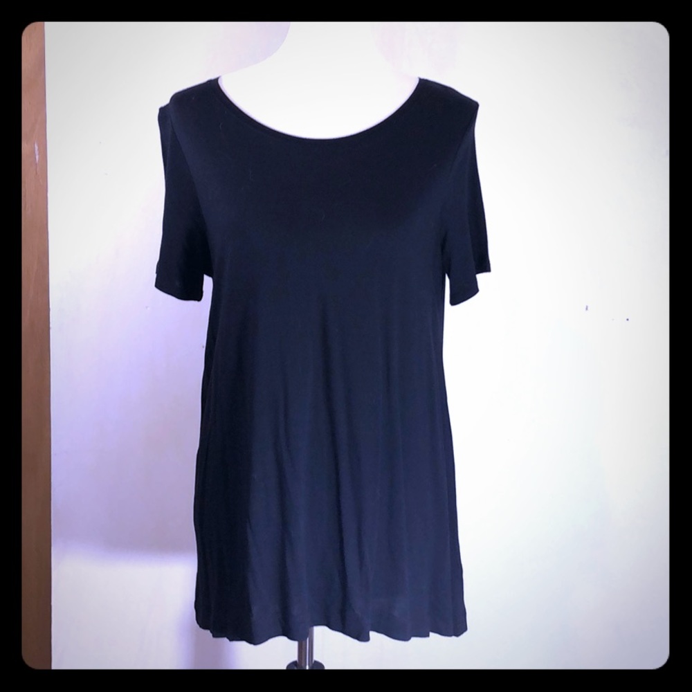 Black long basic tunic length t-shirt